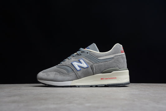 New Balance Classic